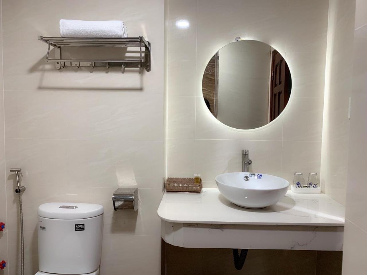 Khach San Trung Hieu Vung Tau Hotel Eksteriør billede